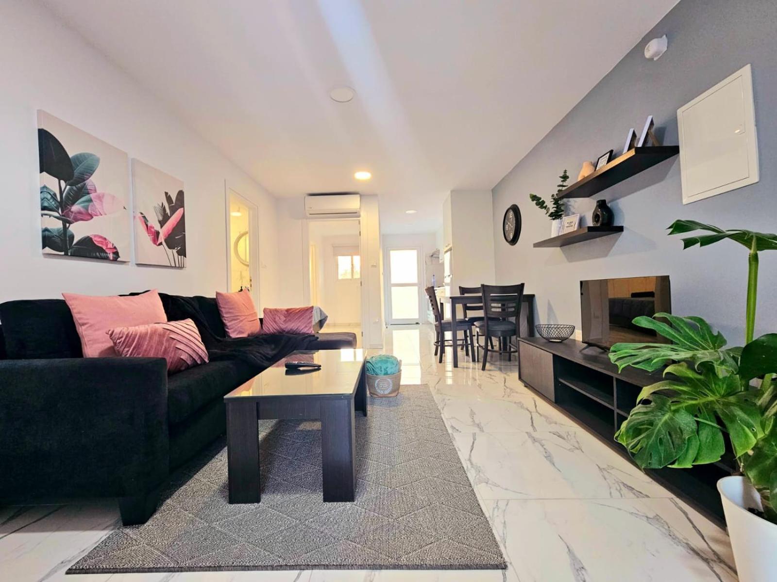 1Bd Beach Apartment Pafos Dış mekan fotoğraf
